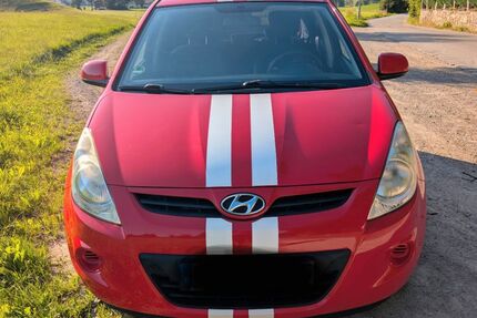Hyundai i20 88.500 km 2.600 &euro; Hausham 83734