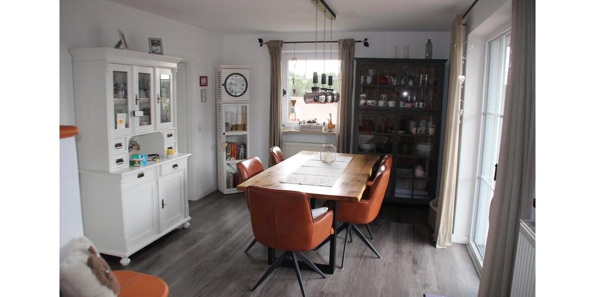 Einfamilienhaus Eggenfelden - 6 Zimmer, 198 m&sup2;, 780.000&euro; | Angebot:26578360