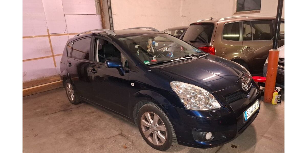 Toyota Corolla Verso 228.850 km 2.999 &euro; Klein Gladebrügge 23795