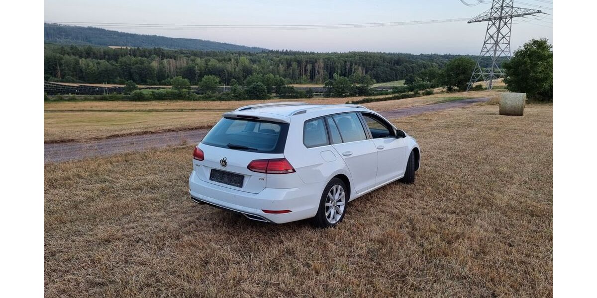 VW Golf 143.000 km 9.900 &euro; Salmtal 54528