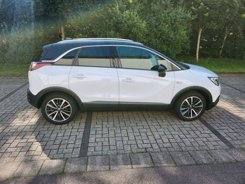Crossland (X)