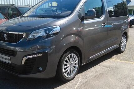 Peugeot Traveller