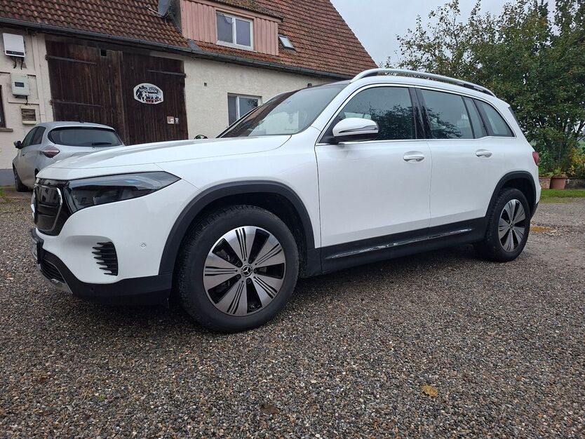 Mercedes-Benz EQB 21.500 km 32.500 € Niederstotzingen 89168