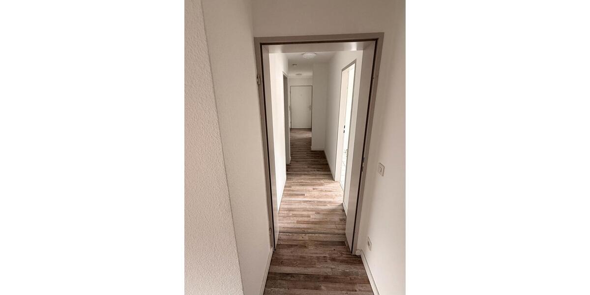Dachgeschoßwohnung Porta Westfalica - 2 Zimmer, 64 m&sup2;, 105.000&euro; | Angebot:26426898