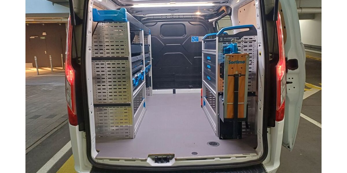 Ford Transit Custom 162.000 km 13.200 &euro; Esslingen am Neckar 73733