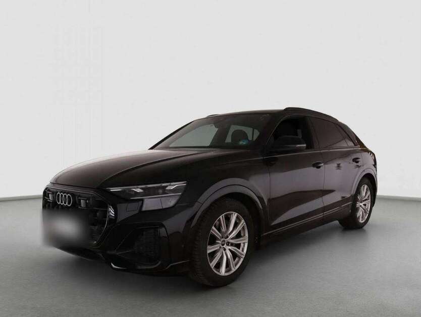 Audi Q8 24.975 km 64.810 € Grünwald 82031