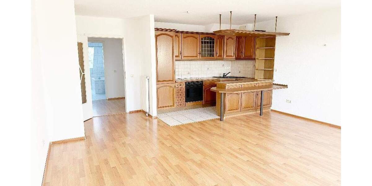 Etagenwohnung Riesa Gröba - 3 Zimmer, 74 m&sup2;, 600&euro; | Angebot:24973610