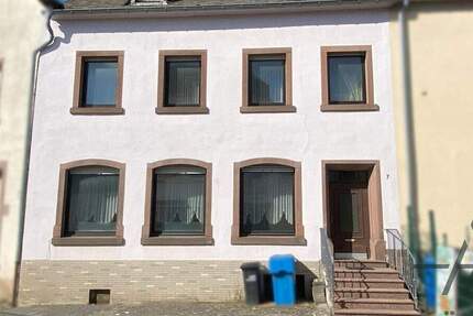 Ein Haus voller Geschichte und Möglichkeiten - willkommen in Ihrem neuen Zuhause in Speicher! 4 zimmer