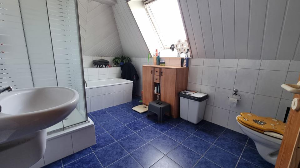 Doppelhaushälfte Hamm Heessen - 8.5 Zimmer, 169 m&sup2;, 375.000&euro; | Angebot:26889267