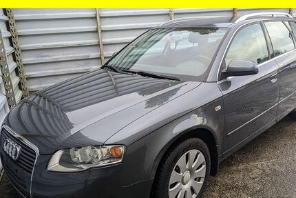 Audi A4 178.989 km 4.900 &euro; Lübeck 23556