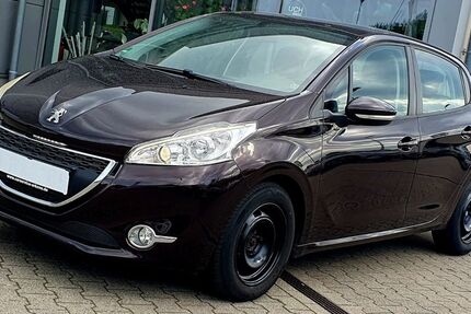 Peugeot 208 92.000 km 3.490 &euro; Krefeld 47804