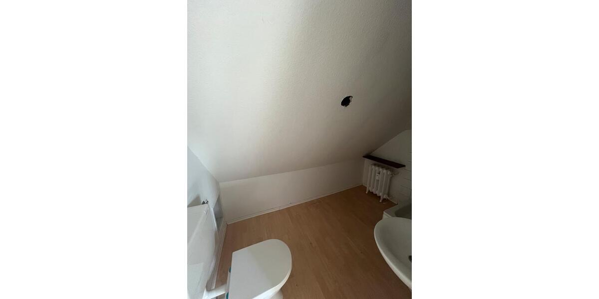 Etagenwohnung Flensburg - 3 Zimmer, 85 m&sup2;, 809&euro; | Angebot:26094605