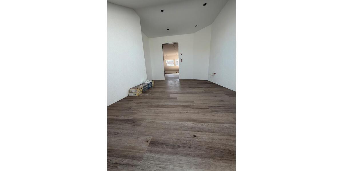 Dachgeschoßwohnung Breisach am Rhein - 4 Zimmer, 102 m&sup2;, 1.200&euro; | Angebot:26227668