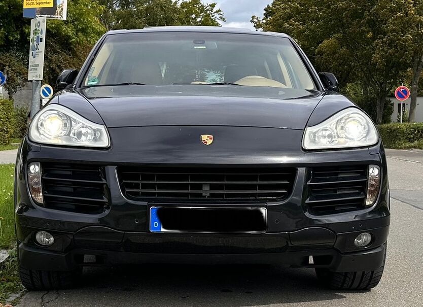 Porsche Cayenne 268.000 km 7.499 € Ravensburg 88214