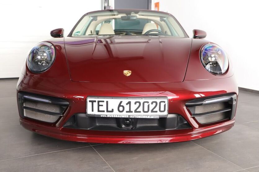 992
