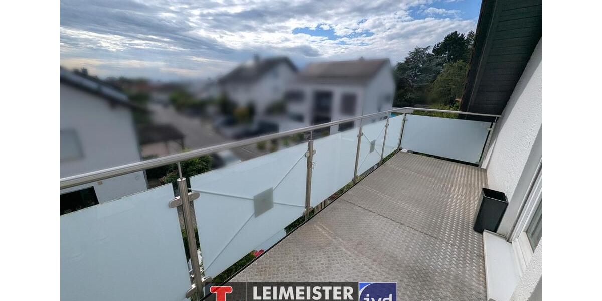 Ruhige teilrenovierte 3-Zi.-Wohnung mit SONNIGEM BALKON & BLICK INS GRÜNE 3 zimmer