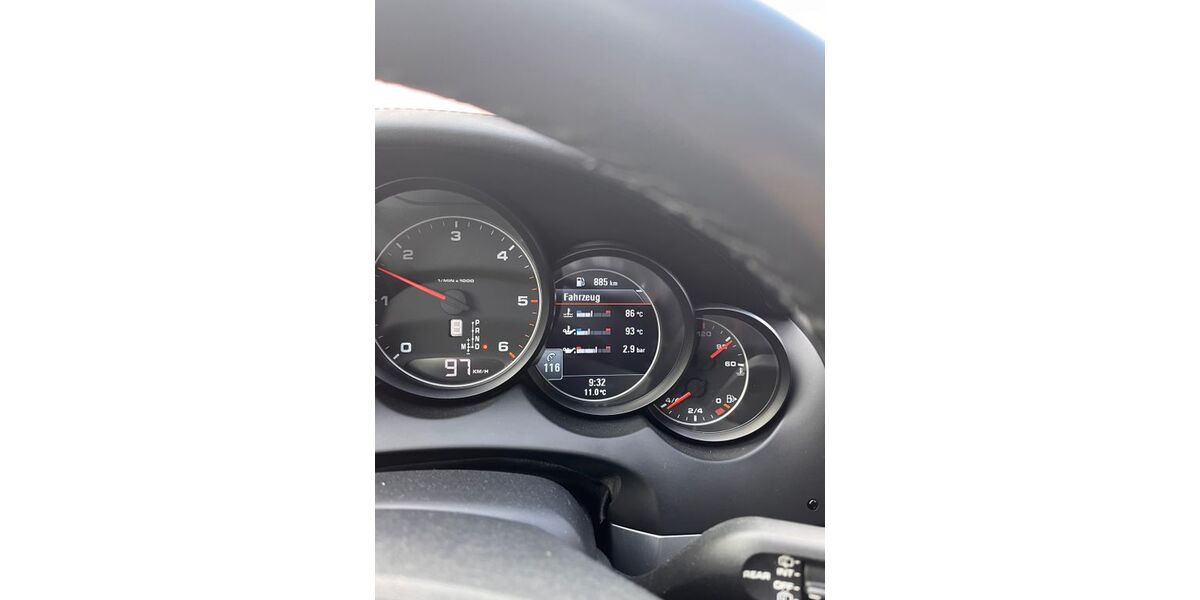 Porsche Cayenne 144.000 km 24.750 &euro; karlsruhe 76297
