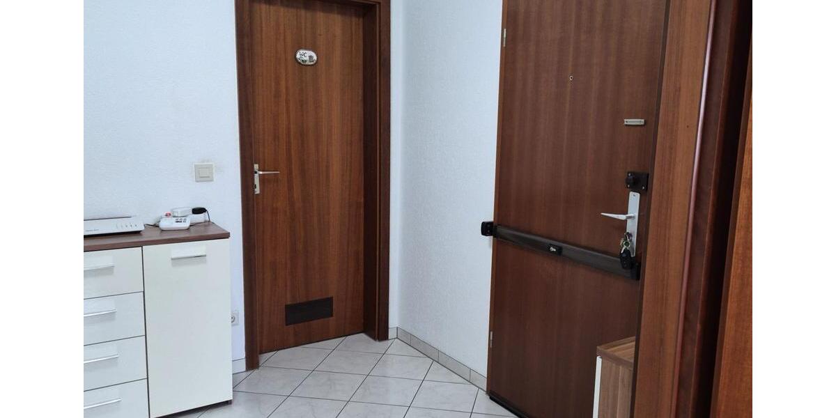 Etagenwohnung Frankenthal (Pfalz) - 2 Zimmer, 81 m&sup2;, 210.000&euro; | Angebot:26844560