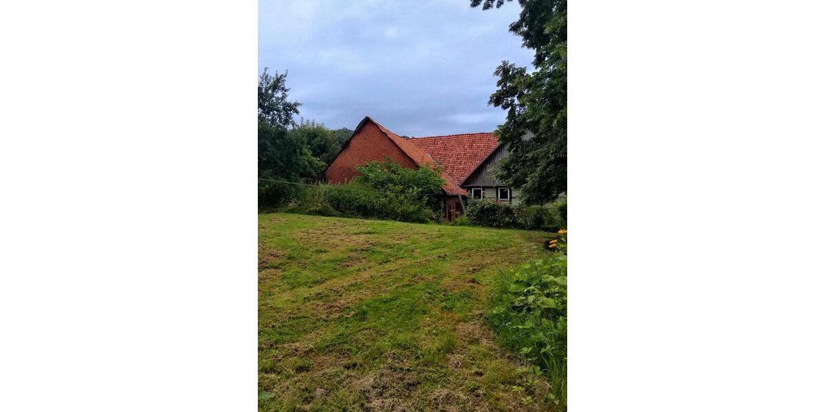 Einfamilienhaus Emmerthal - 8 Zimmer, 140 m&sup2;, 90.000&euro; | Angebot:27085822