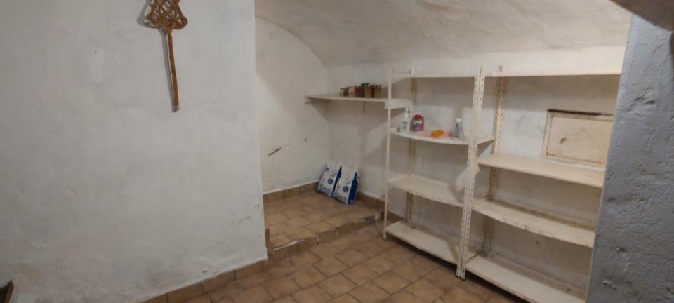 Mehrfamilienhaus, Wohnhaus Hettstedt - 10 Zimmer, 165 m&sup2;, 87.000&euro; | Angebot:27068197