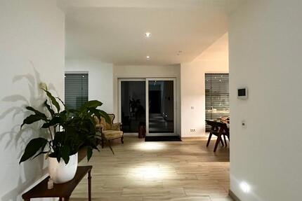 Traum von Eigenheim auf zwei Ebenen in exklusiver Lage 5 zimmer