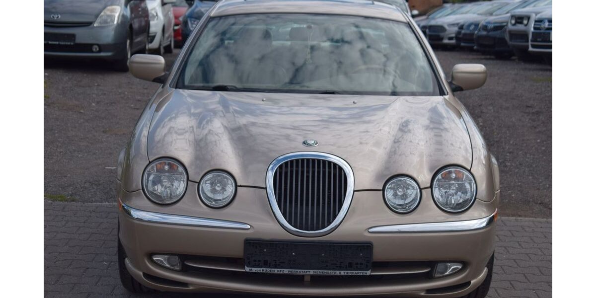 Jaguar S-Type 235.000 km 3.999 &euro; Berlin 13597