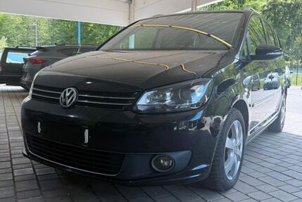 VW Touran 210.000 km 6.580 &euro; Bad Berneck im Fichtelgebirge 95460