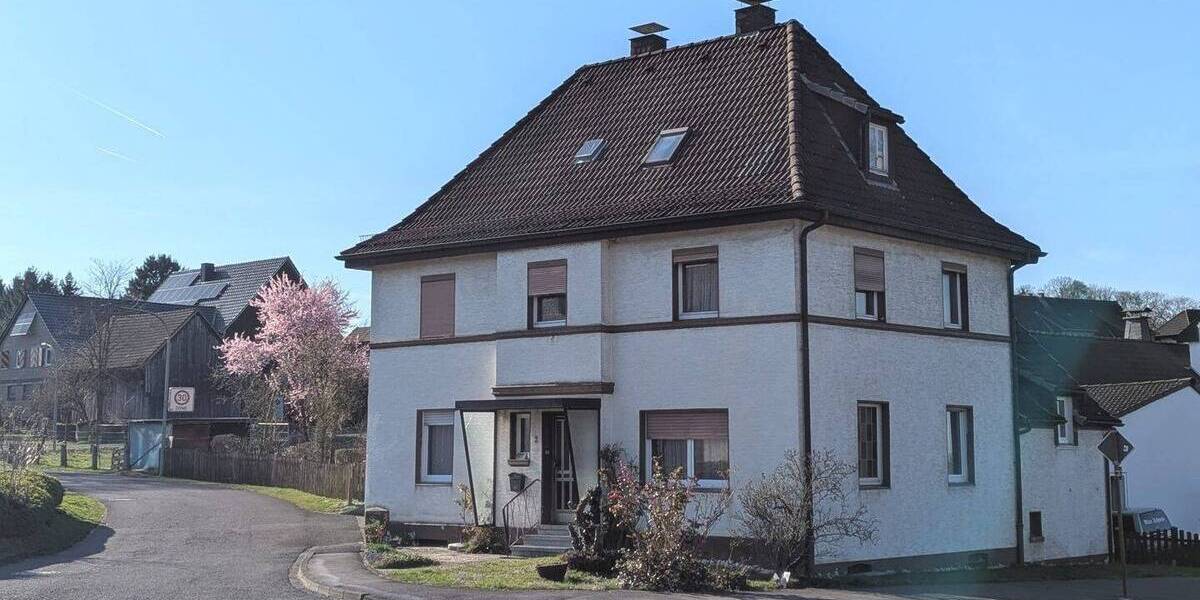 Einfamilienhaus Arnsberg Wennigloh - 7 Zimmer, 180 m&sup2;, 190.000&euro; | Angebot:26733402