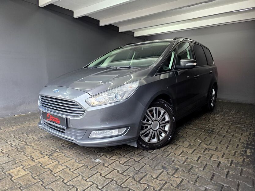 Ford Galaxy 129.000 km 17.990 € Berlin 12279