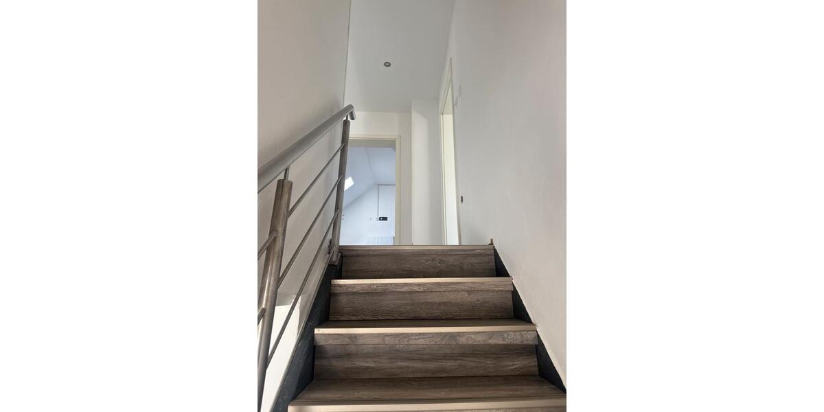 Mehrfamilienhaus, Wohnhaus Lübbecke - 14 Zimmer, 330 m&sup2;, 3.000&euro; | Angebot:26419249