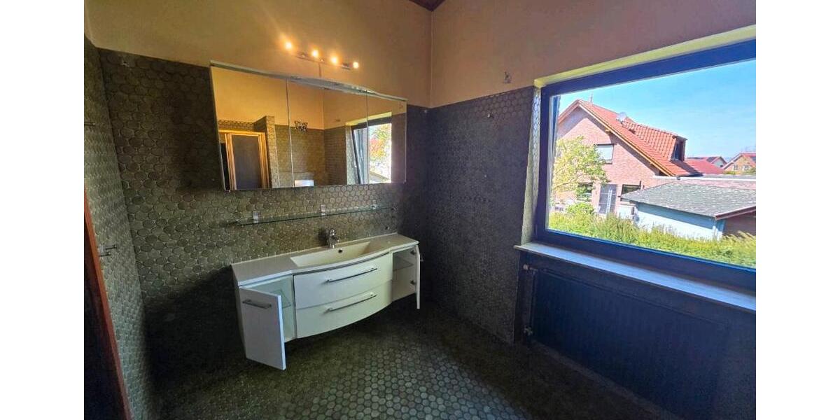 Bungalow Hameln Kernstadt - 6 Zimmer, 192 m&sup2;, 270.000&euro; | Angebot:26286627