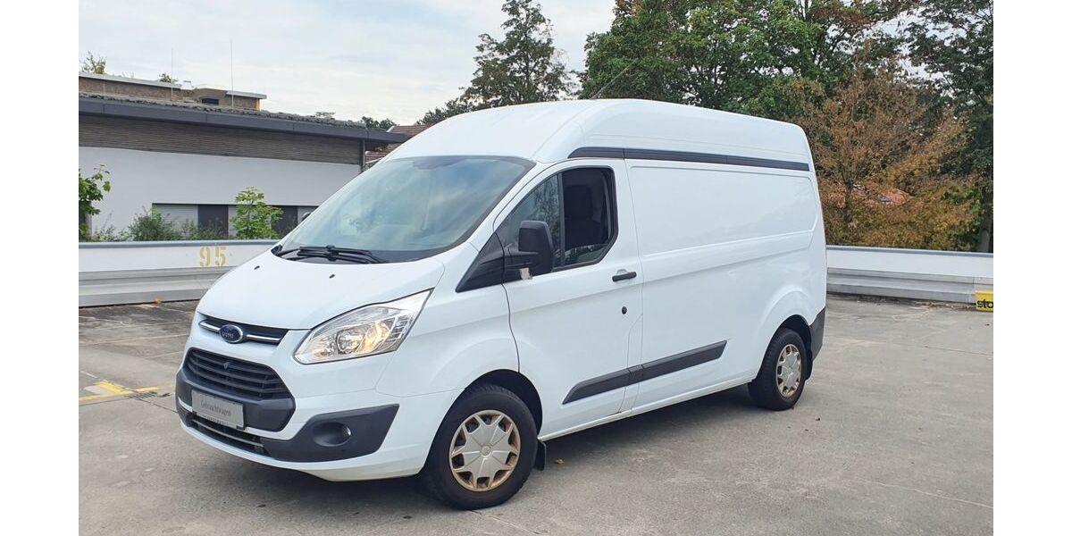 Ford Transit Custom 149.200 km 14.600 &euro; Berlin 13581