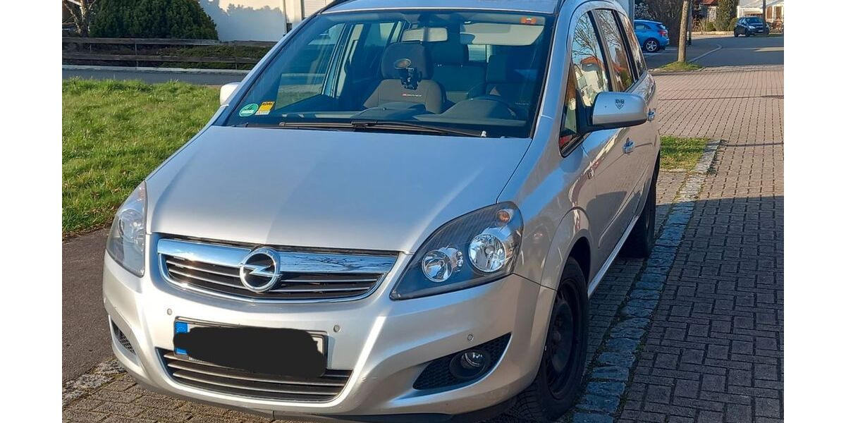 Opel Zafira 179.000 km 4.200 &euro; Metzingen 72555