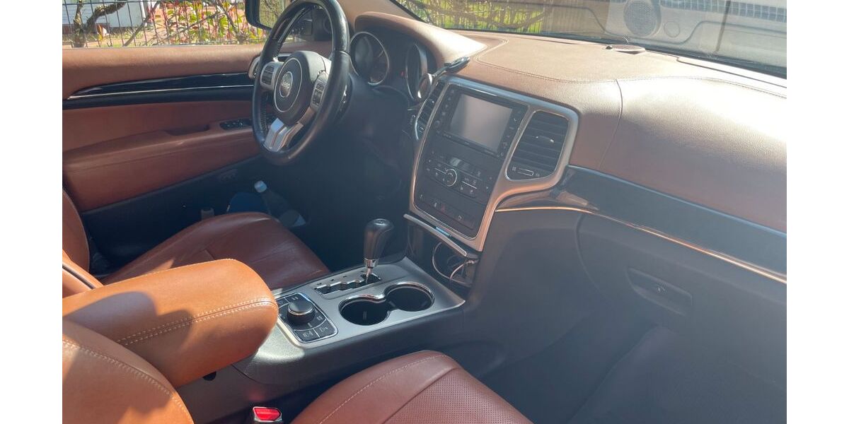 Jeep Grand Cherokee 248.000 km 12.500 &euro; Thedinghausen 27321