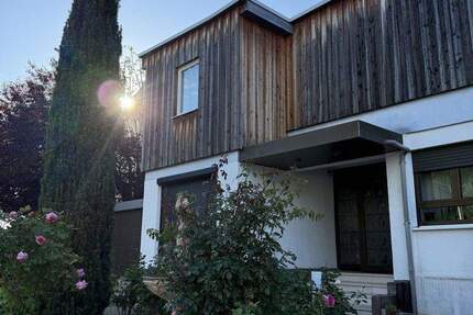Haus Nieder-Olm Olm - 9 Zimmer, 293 m&sup2;, 800.000&euro; | Angebot:25751284