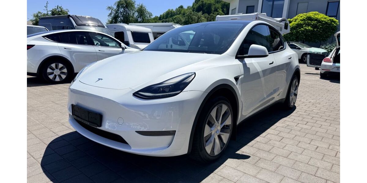 Tesla Model Y 116.500 km 27.950 &euro; Tünsdorf 66693