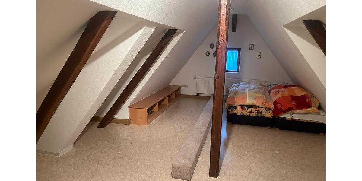 Einfamilienhaus Schleusingen - 10 Zimmer, 169 m&sup2;, 190.000&euro; | Angebot:26981137