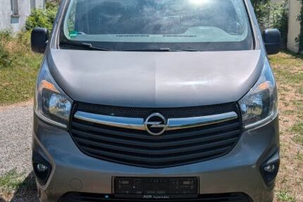 Opel Vivaro 204.001 km 10.499 &euro; Crailsheim 74564