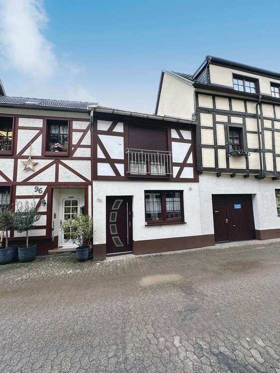 Haus zum Kaufen in Remagen Oberwinter 280.000 € 110 m²
