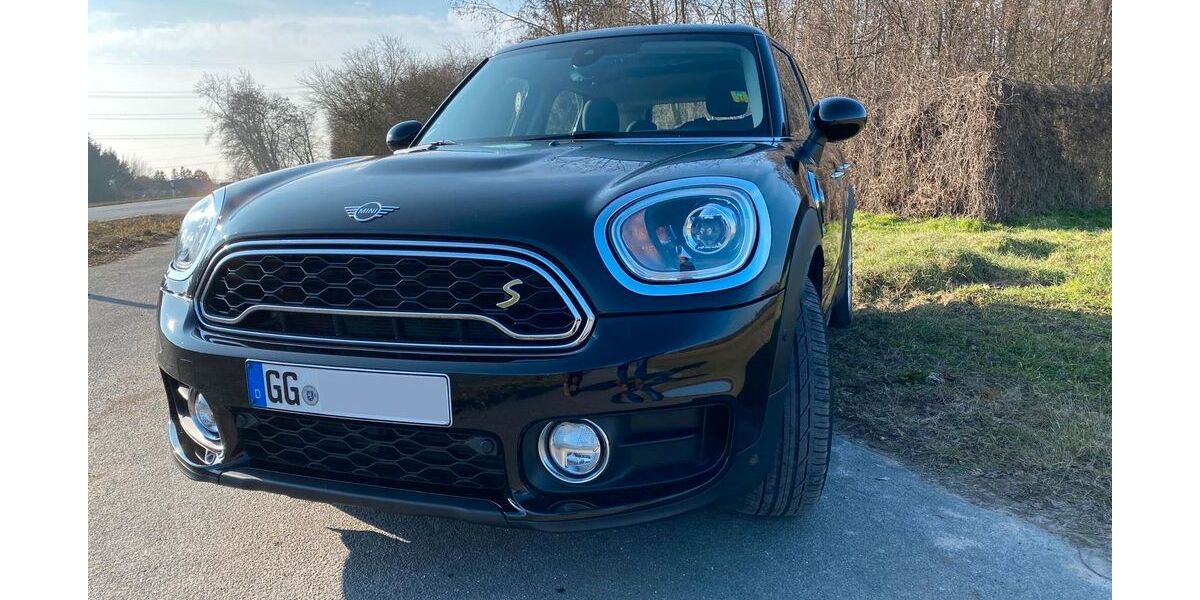 Mini Countryman SE (Cooper) 23.800 km 21.150 &euro; Trebur 65468