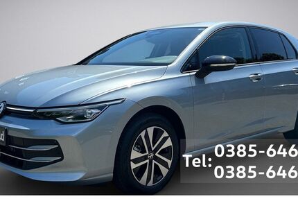 VW Golf 2.500 km 39.990 &euro; Schwerin 19061