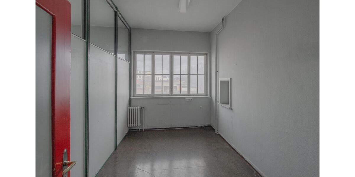 Gewerbeobjekt Villingen-Schwenningen Schwenningen - 2.082&euro; | Angebot:26227770