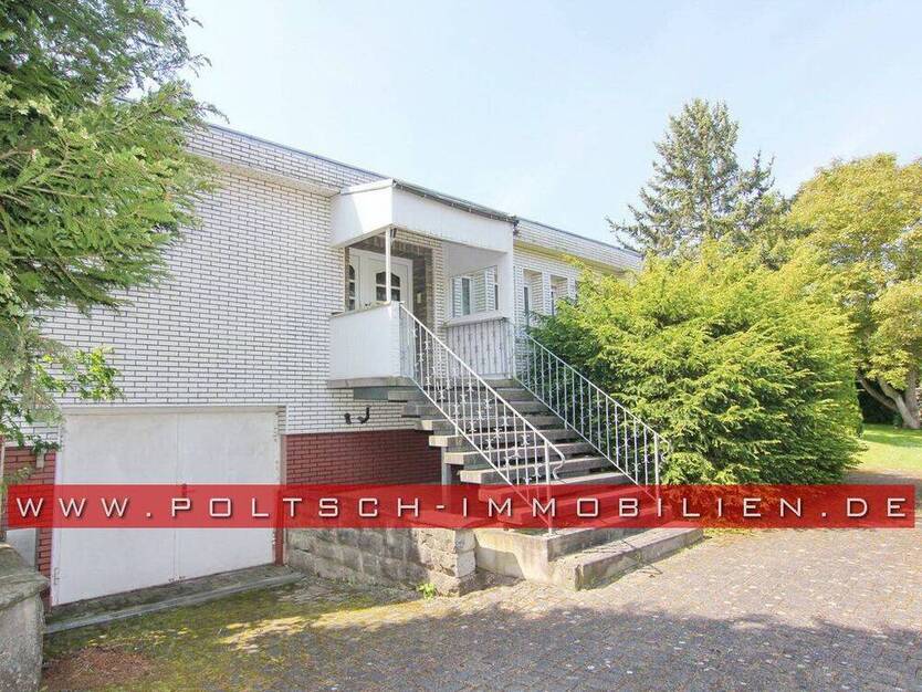 EFH im Bungalowstil mit Wintergarten, Keller und großem Grundstück in ruhiger Siedlungslage