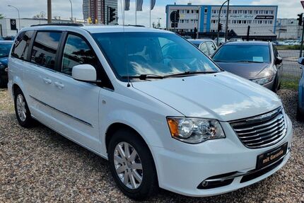 Chrysler Grand Voyager 106.415 km 17.500 &euro; Potsdam 14480