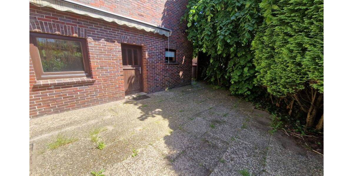 Einfamilienhaus Zetel / Neuenburg Neuenburg - 7 Zimmer, 162 m&sup2;, 217.000&euro; | Angebot:26886133