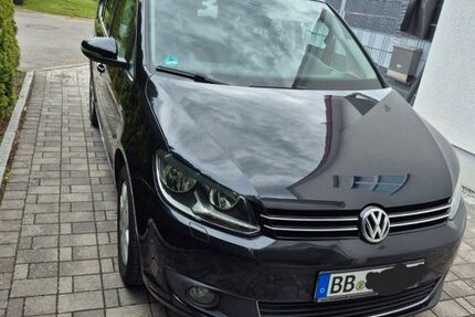 VW Touran 213.900 km 8.900 &euro; Ergenzingen 72108