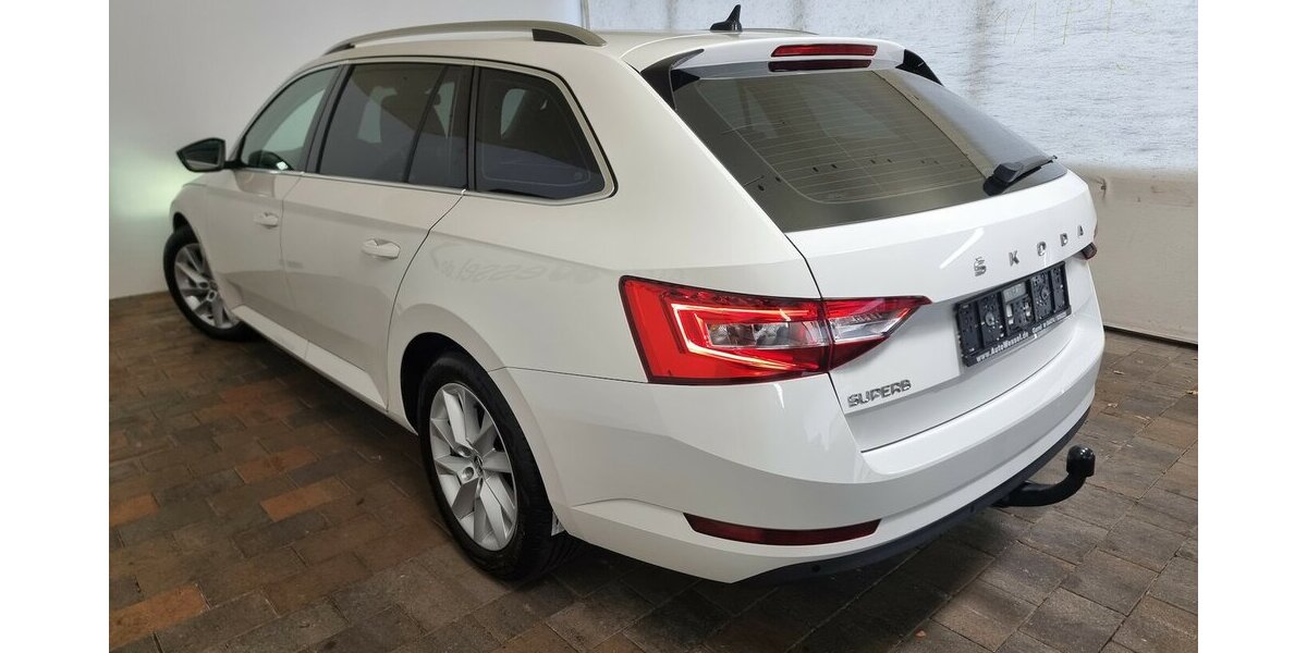 Skoda Superb Style LED ACC AHK Memory Canton Keyless 94.500 km 22.990 &euro; Garrel 49681