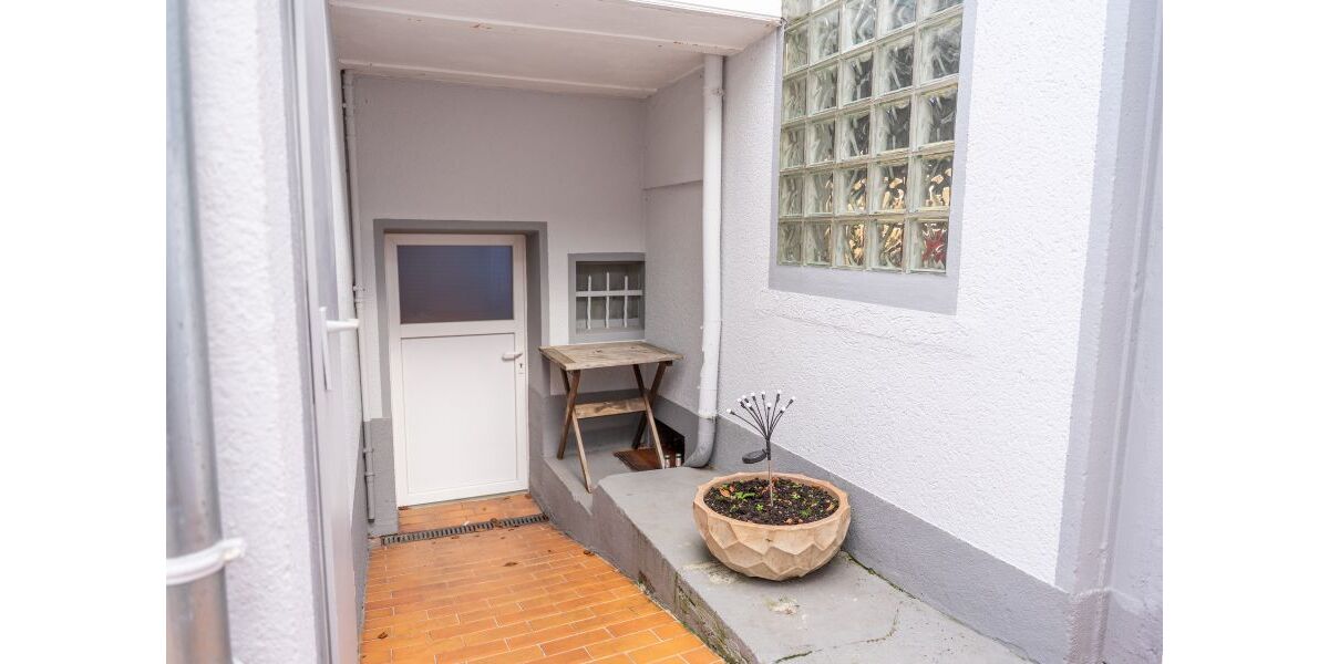 Provisionsfrei* Geräumiges, zentralgelegenes 6-Zimmer Einfamilienhaus mit Gewerbeeinheit in Eilshausen - Einfamilienhaus Hiddenhausen | Angebot:26689390