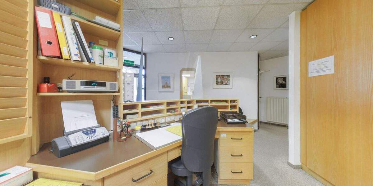 Gewerbeobjekt Hünfeld - 8 Zimmer, 150 m&sup2;, 249.000&euro; | Angebot:23941499