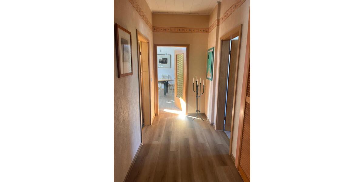 Einfamilienhaus Osterburg (Altmark) - 8 Zimmer, 210 m&sup2;, 239.000&euro; | Angebot:27068201